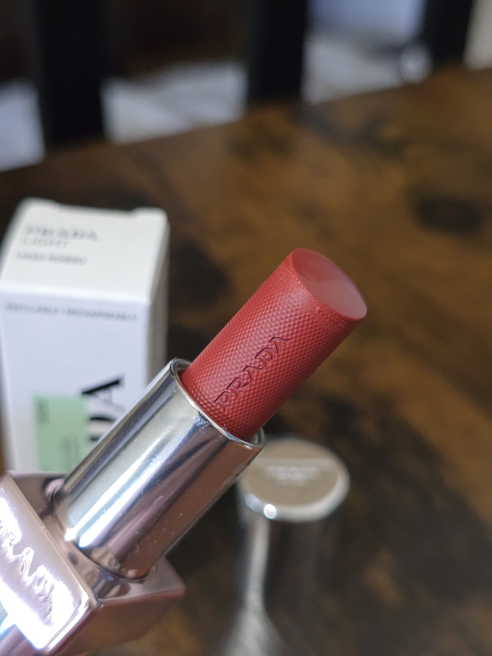 Prada Light Glowing Lipcolor - Picture 6 of 8